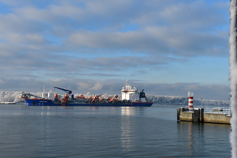 Baltic Port Moves Ahead With Hydrogen-Electric Ship Order