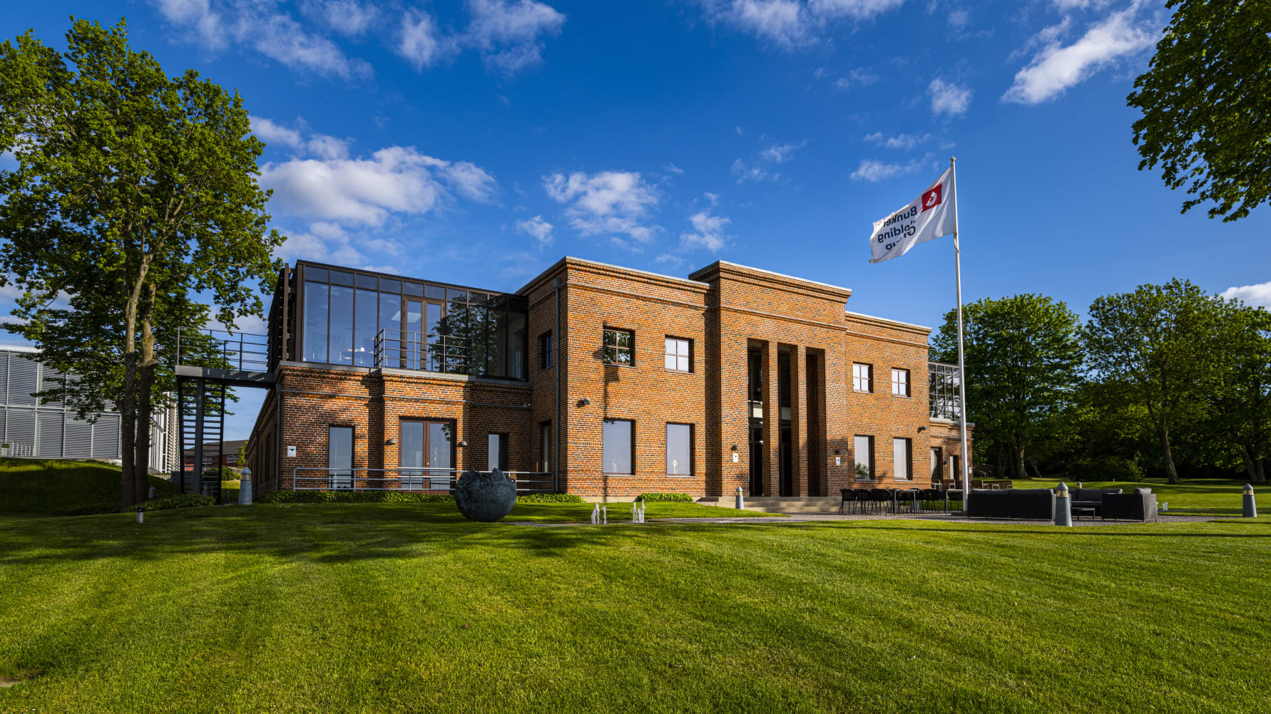 Bunker Holding Hires Two Senior Decarbonisation Executives