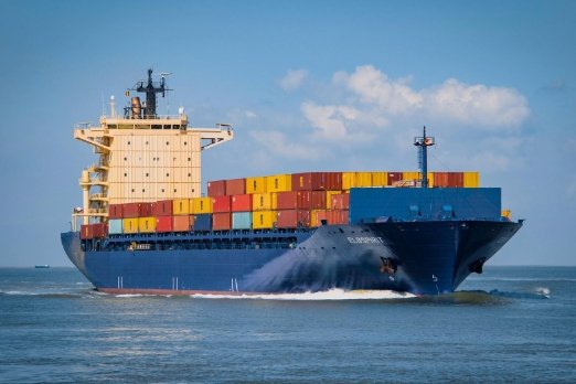 Container Lines Shift 63% of Far East-Europe Capacity Back to Suez Canal: Alphaliner