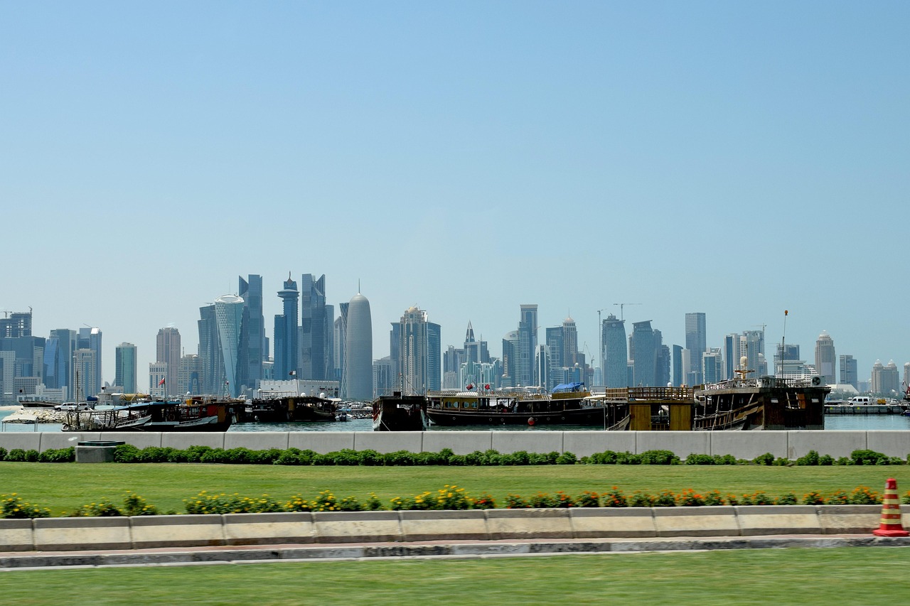 Crude Futures Jump as Israel Attacks Hamas Leadership in Qatar