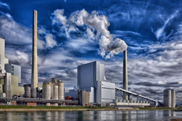 IMO2020 Rule Lets Sophisticated Refineries Print Money: Wood Mackenzie