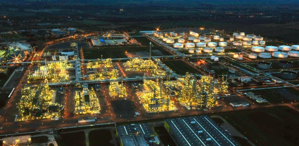 TotalEnergies to Halt Russian Oil Purchases; Gas Purchases Continue