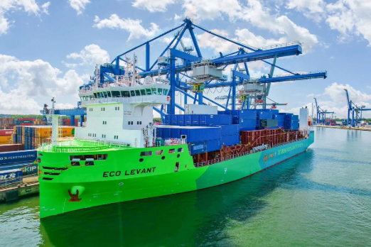 X-Press Feeders and METHANAVE Conduct Ethanol-Methanol Bunker Trial