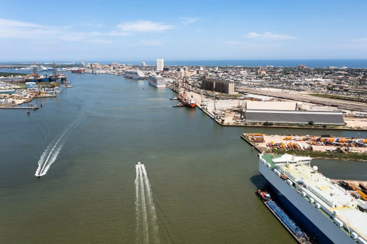 Stabilis Signs 10-Year LNG Bunker Offtake Deal With Carnival at Galveston