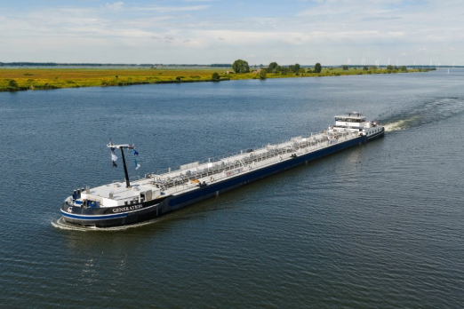 Concordia Damen Delivers Hybrid-Inland Tanker to VOF Generation