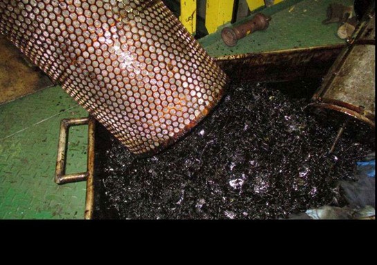 Contaminated VLSFO in Houston Was Also Supplied in Singapore