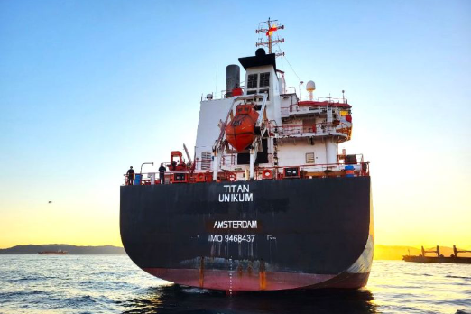 Titan Takes Delivery of Two Carriers to Retrofit into LNG Bunker Vessels