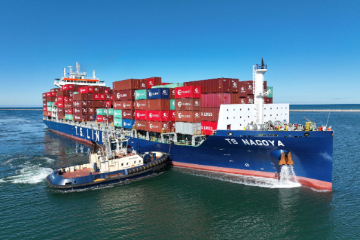 TS Lines Orders Four Methanol-Ready Boxships for 2028 Delivery