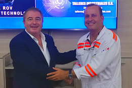 Panama Canal Gets Bunker Saving Hull Cleaning Service