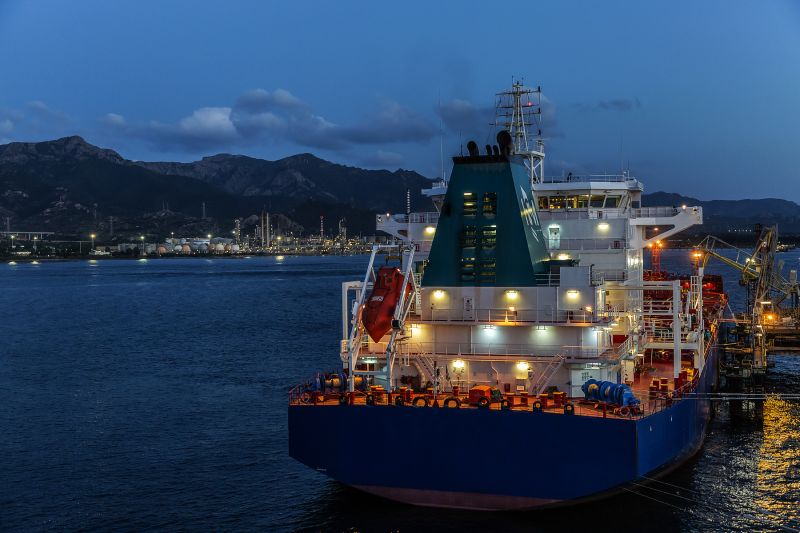 Vitol Integrates Saras Into Global Bunker Network