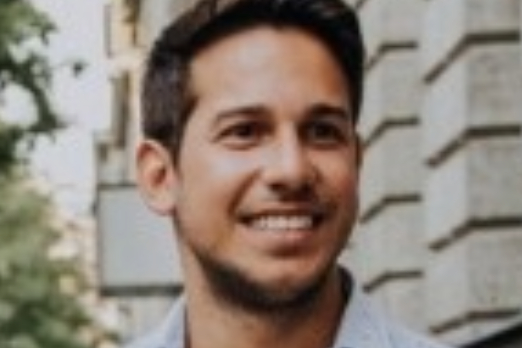 Peninsula Appoints Physical Desk Manager in Dubai