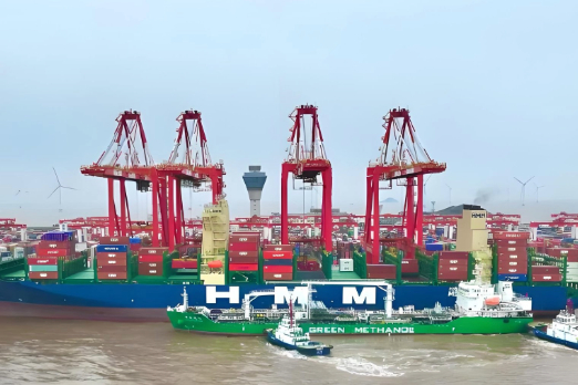 Towngas Steps Up as Key Green Methanol Supplier for China and Singapore