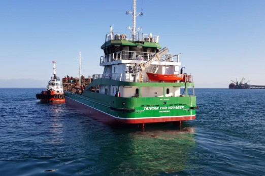 TotalEnergies Charters Hybrid Lubricants Supply Barge in Fujairah