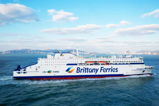 Brittany Ferries' Second LNG-Electric Ship Sets Sail for the UK