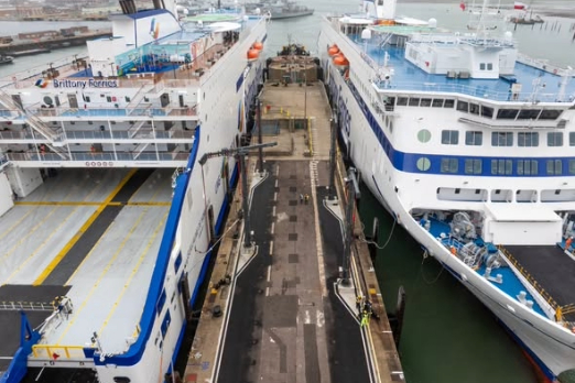 UK's First Multi-Berth Shore Power System Goes Live at Portsmouth