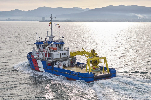Briggs Marine Takes Delivery of Diesel-Electric Vessel