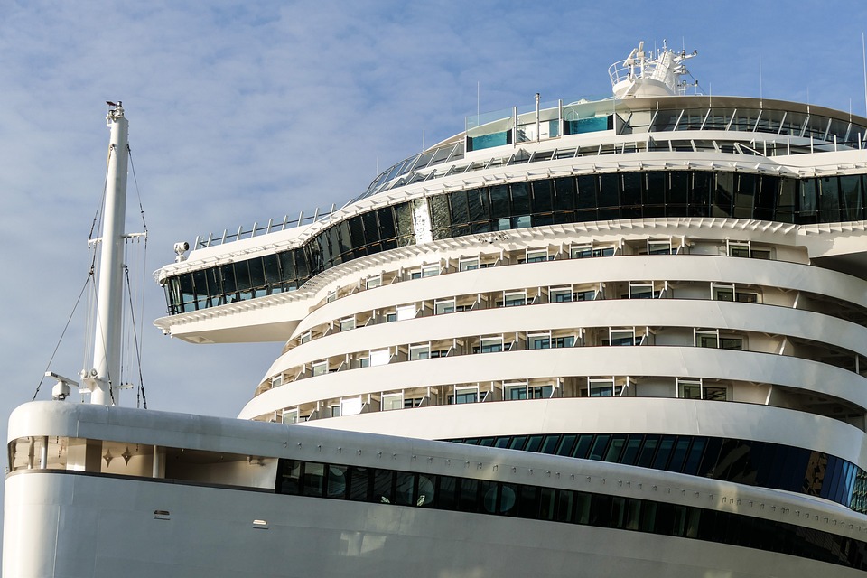 Disney Orders Four Newbuilds