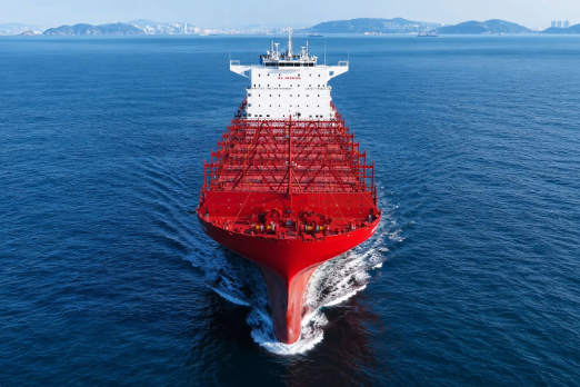 Navios Partners Takes Delivery of LNG/Methanol-Ready Boxship