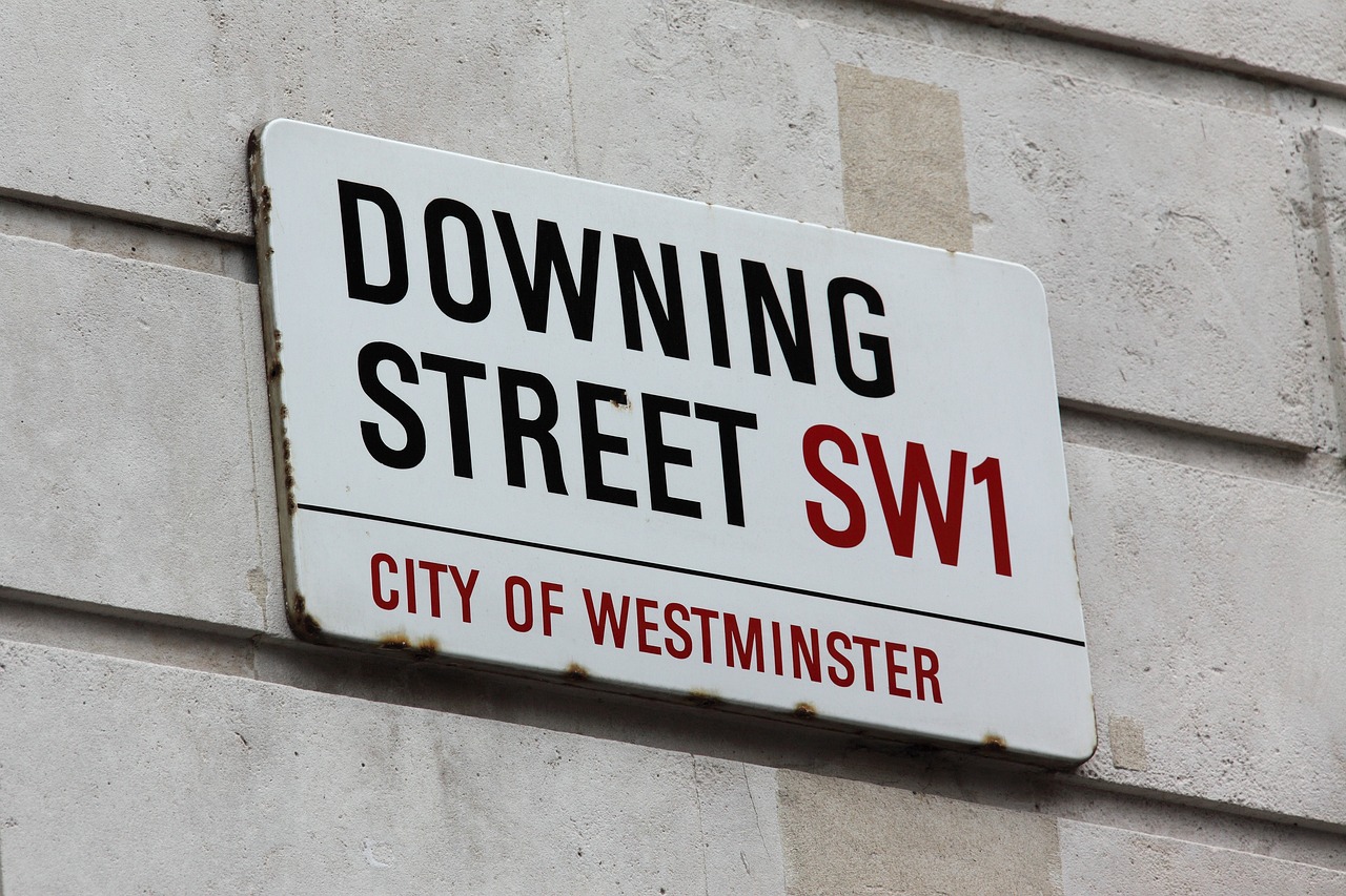 UK Set to Row Back on Decarbonisation Targets