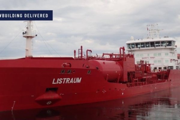Utkilen Takes Delivery of LNG-Fuelled Vessel