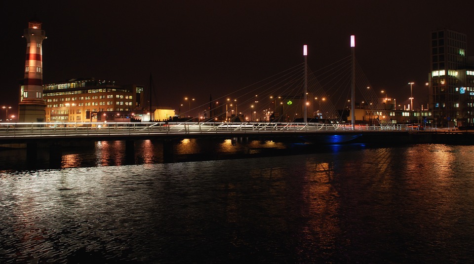 First Ship-to-Ship LNG Bunkering in Malmo