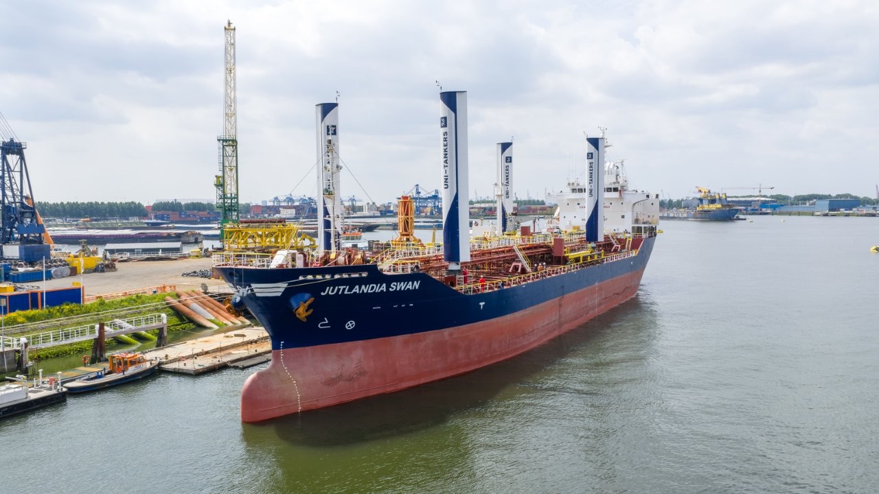 Uni-Tankers Vessel Takes on Wind-Assisted Propulsion System