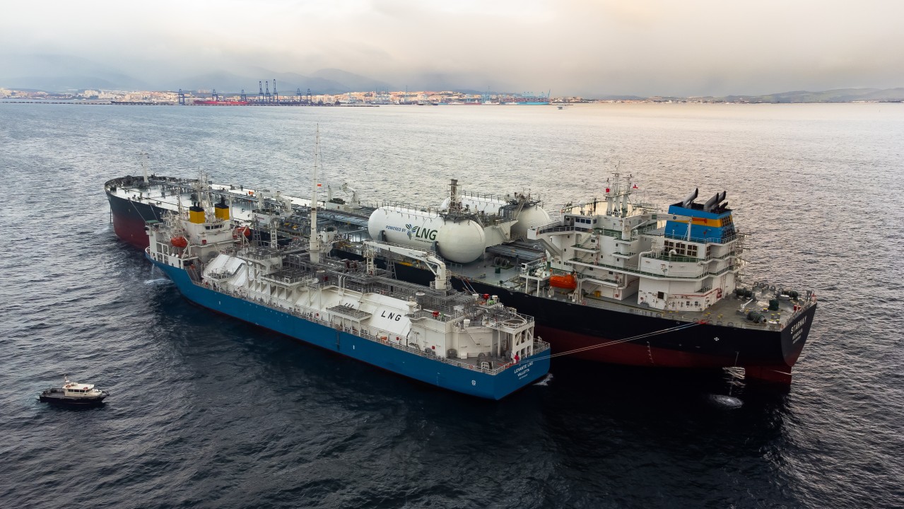 Peninsula Supplies LNG Bunkers to EPS Tanker in Gibraltar