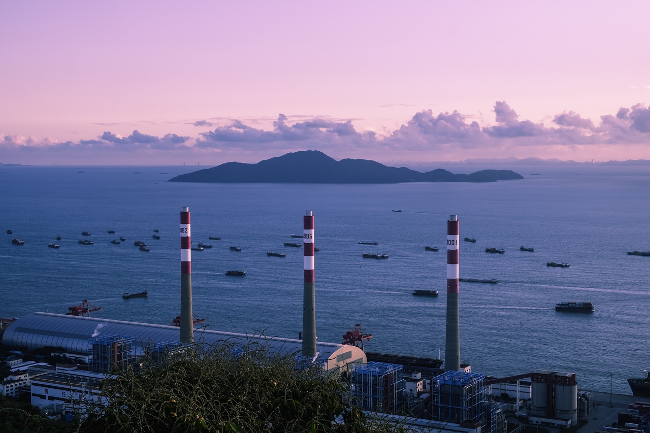 Singapore Market Takes First LSFO From Nigeria's Dangote Refinery