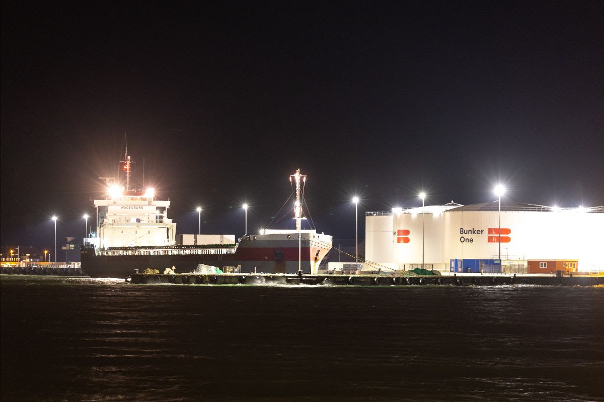 Baseblue and Bunker One Supply Biofuel to Wagenborg Shipping