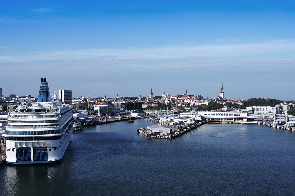 Tallinn to Cut Ship Emissions With Cold-ironing