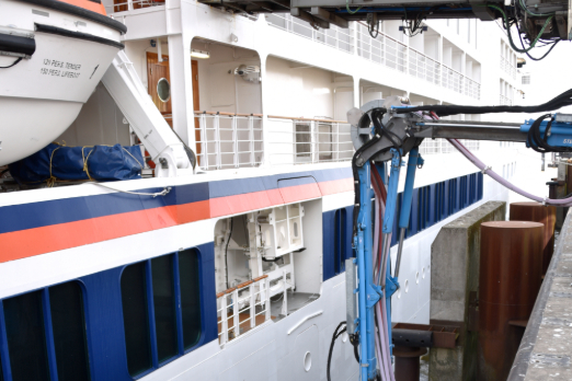Hamburg to Make Shore Power Standard for Cruise Ships from 2027
