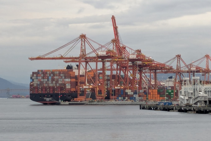 UCL Study Puts 10% of Shipping Emissions in Port Areas