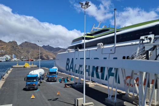 Port of Tenerife Sees First Truck-to-Ship LNG Bunkering