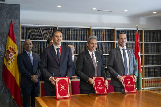 Oman and Spain to Develop Green Methanol Bunkering Hub in Dhofar