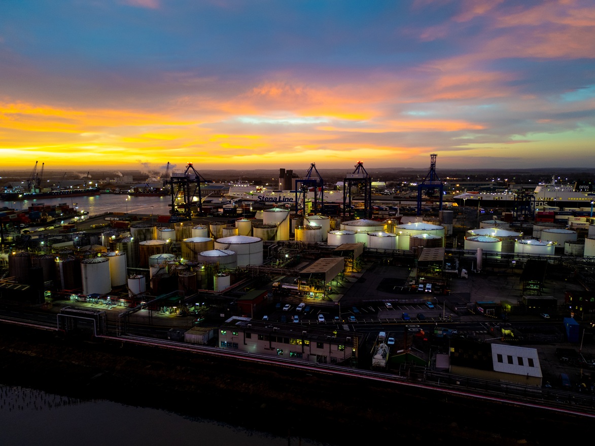 UK's First Biomethanol Bunkering Operation Launches in Immingham