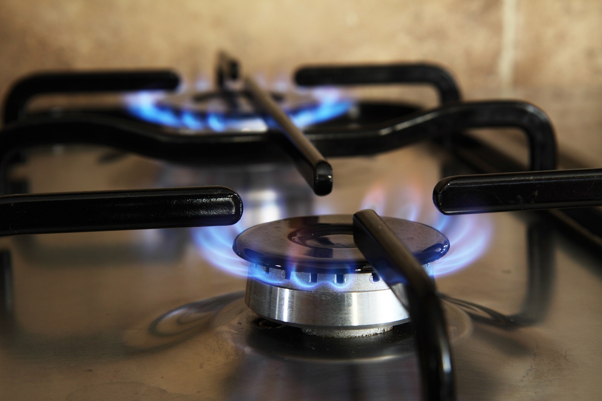 Gas Exporting Countries Target 33% Bunker Market Share for LNG by 2050