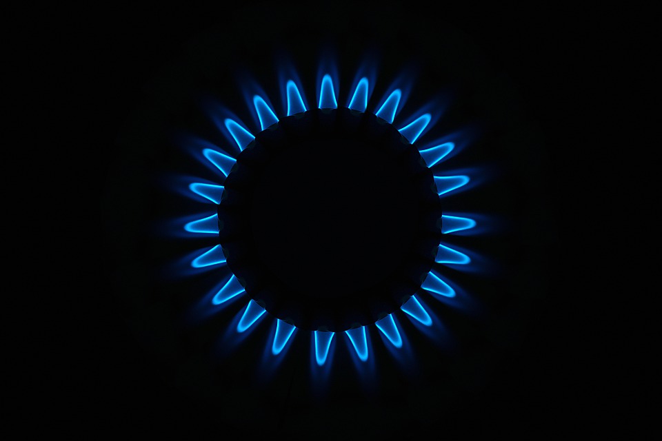 Latest Fight Emerges in Repetitive War Over LNG Bunkers' Green Credentials