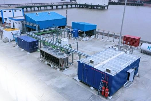 India Commissions Small Green Hydrogen Plant at Kandla Port