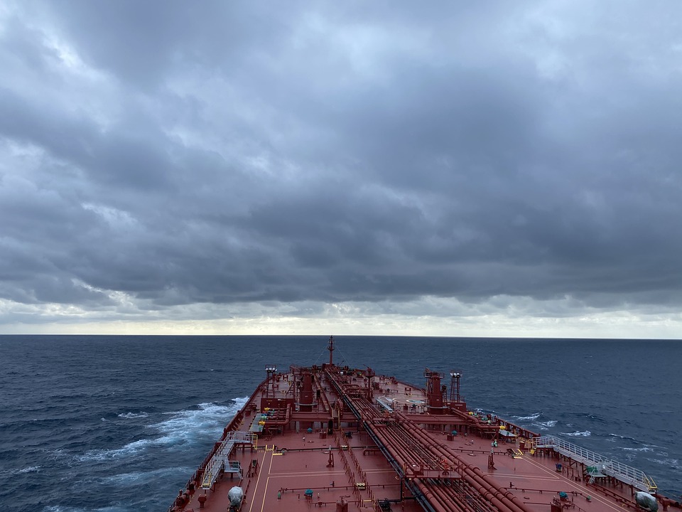 Tankers Avoid Red Sea Following US, UK Strikes