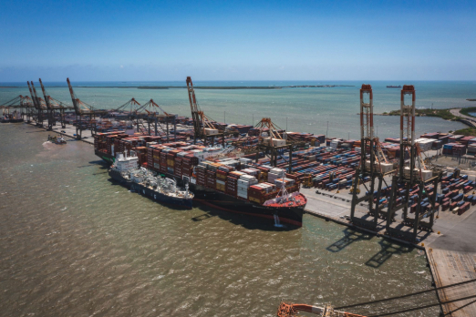 Avenir LNG Marks 1,000th Ship-to-Ship LNG Bunkering Operations