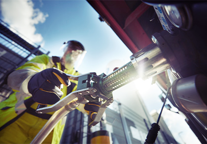 Vitol Takes on Three LNG Bunkering Vessels