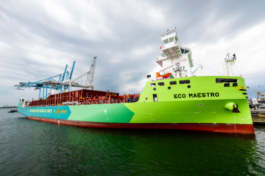 New X-Press Feeders Ships to Bunker in Rotterdam