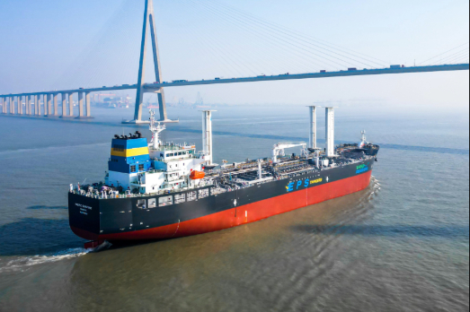 Bound4blue Installs Wind Propulsion System on Second EPS Vessel