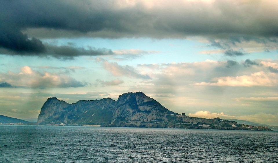 41,000 Litres of Fuel and Water Removed From Stricken Bulk Carrier in Gibraltar