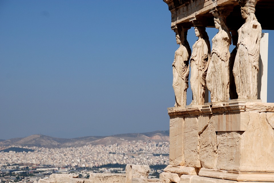 Greek Shipowners: Slow Steaming Mooted as Way Forward on Shipping Emissions