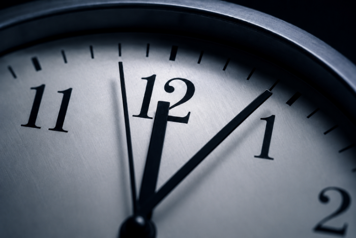 Nine Minutes Past Midnight: English Court Rules on Where a Payment Deadline Actually Expires