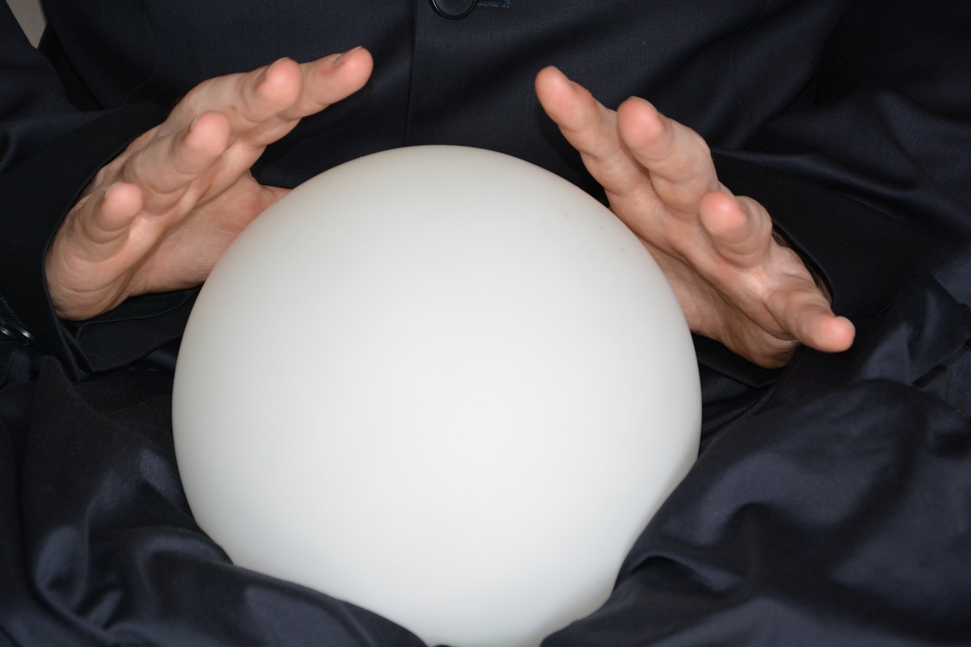 Classification Societies Clash on 2050 Bunker Demand Outlook
