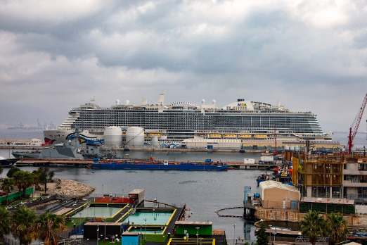 Gibraltar Halts Vessel Traffic and Bunkering Due to Severe Weather