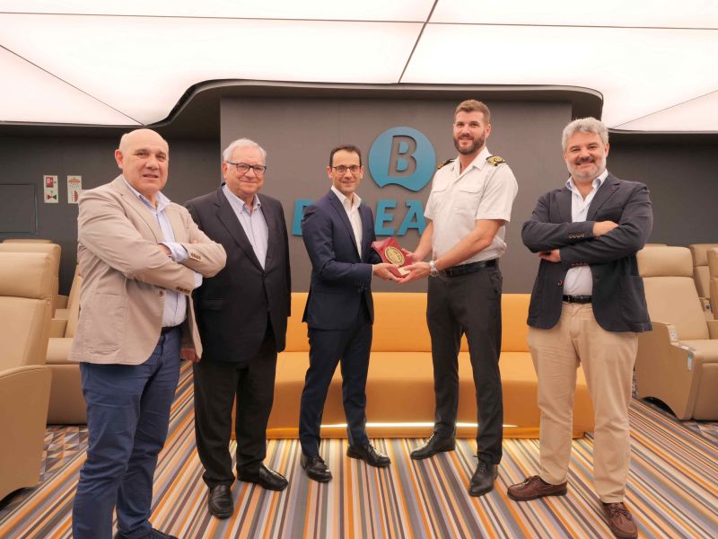 Balearia Takes Delivery of LNG-Fuelled Fast Ferry