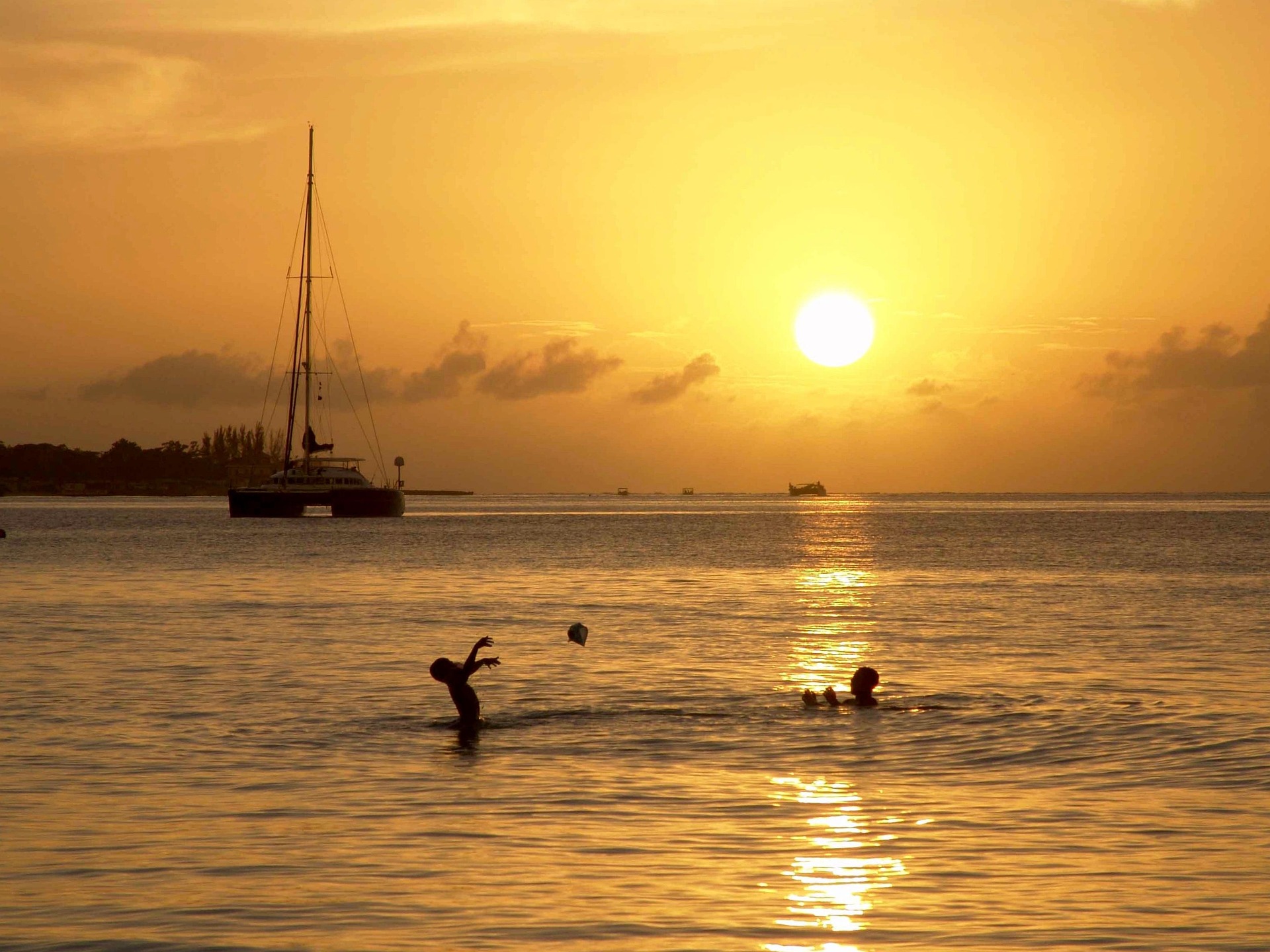 Jamaica Says Paper-Based Shipping Practices Are Outdated